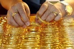 Vàng thế giới tối 06/06: XAU/USD mất ngưỡng 4.480 USD sau NFP — Kỹ thuật cảnh báo kiểm tra 4.380 USD trước thềm FOMC 16–17/6
