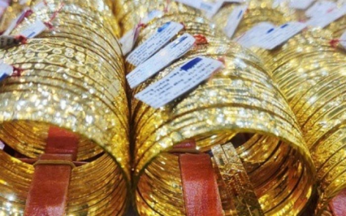 Nhận định giá vàng 14/03: Nghịch lý dầu vượt 100 USD nhưng vàng lùi về 5.020 USD khi eo biển Hormuz bị phong tỏa, SJC khó biến động cuối tuần