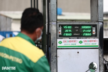 Giá xăng dầu hôm nay 08/06: RON95 giữ nguyên 22.330 đồng mở tuần Thứ Hai — WTI lùi về 92,51 USD, kỳ điều chỉnh 14/06 nghiêng về giảm nhẹ