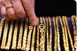 Giá vàng tối 25/03: XAU/USD bám vững 4.825 USD phiên London–New York — chênh lệch SJC thế giới vọt lên 21,7 triệu đồng