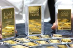 Vàng thế giới tối 19/03: XAU/USD xác lập đáy hậu FOMC quanh 4.840 USD — dầu Brent vọt 106 USD kích hoạt 'bộ đệm lạm phát' cho kim loại quý